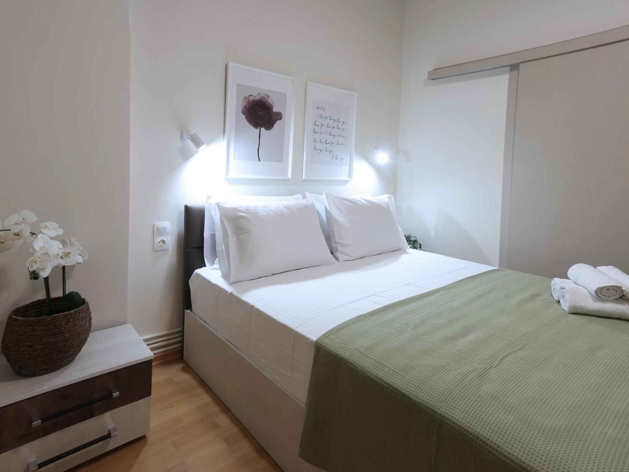 Nostos Luxury Apartment-Perfect Hospitality Tesalonika Bagian luar foto