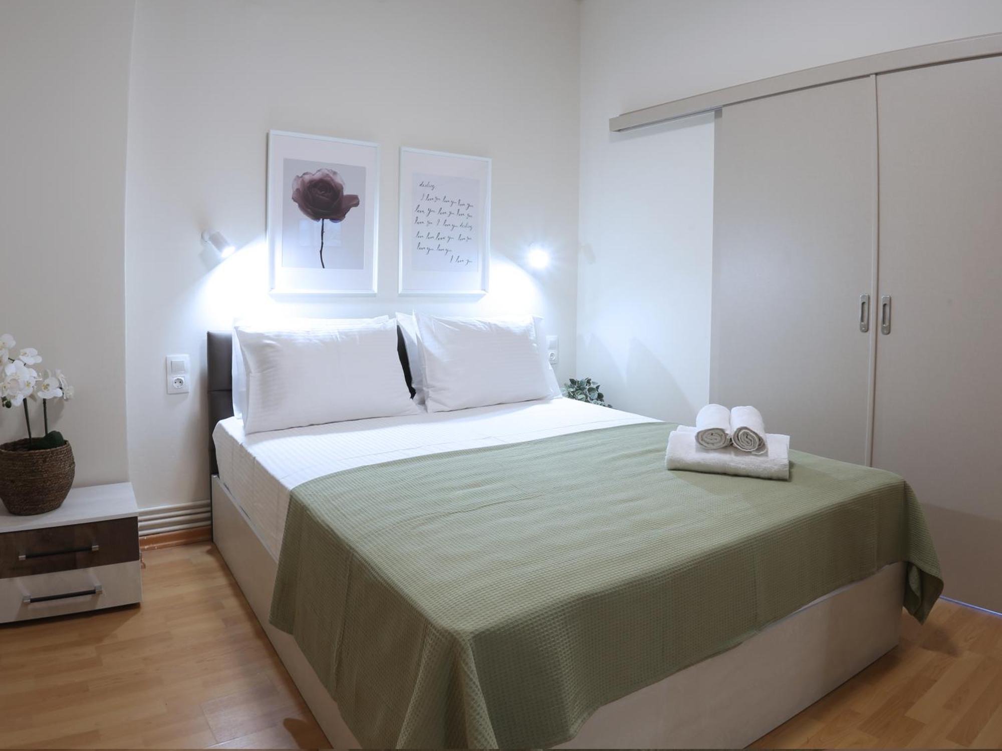 Nostos Luxury Apartment-Perfect Hospitality Tesalonika Bagian luar foto