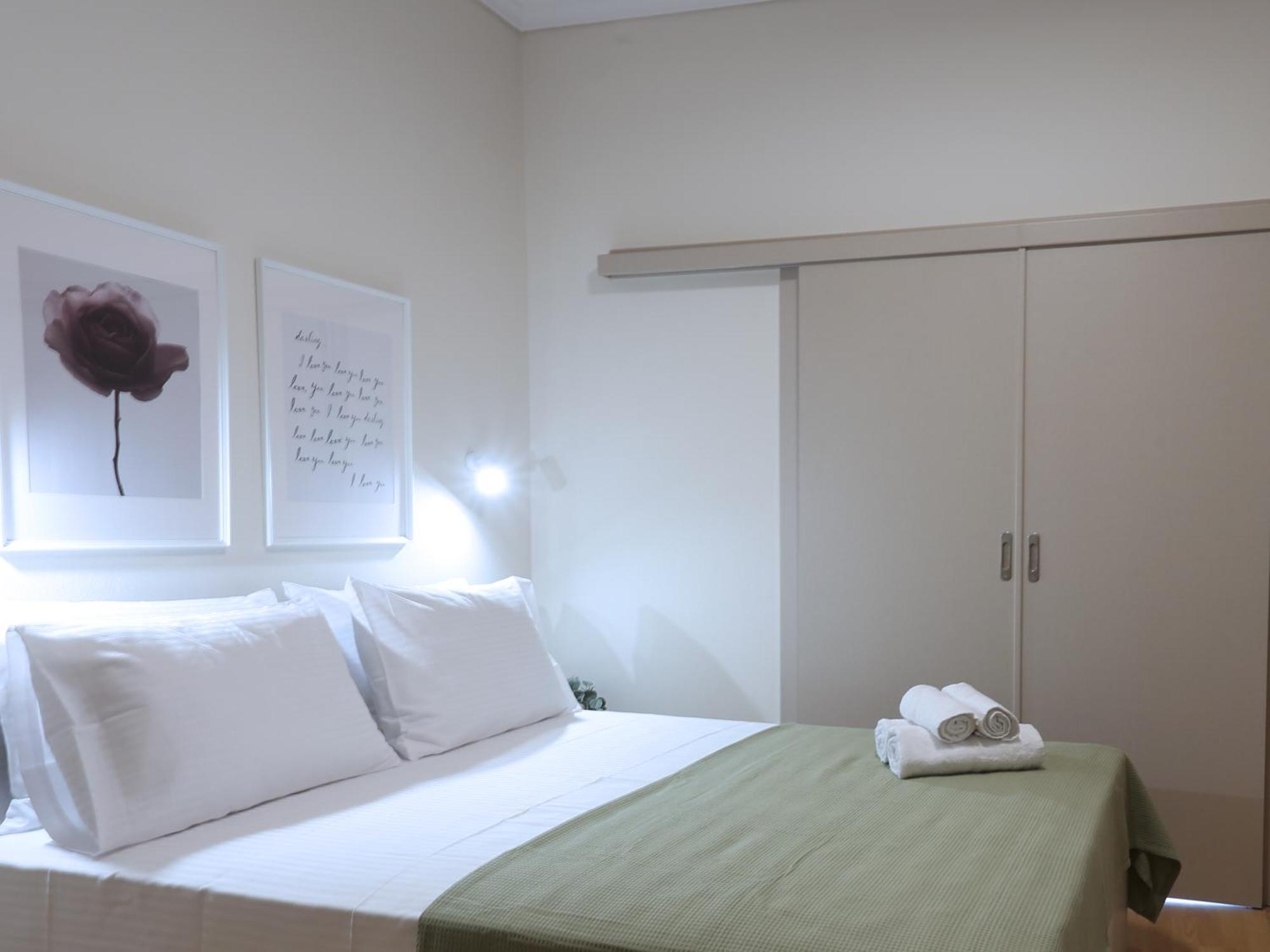 Nostos Luxury Apartment-Perfect Hospitality Tesalonika Bagian luar foto