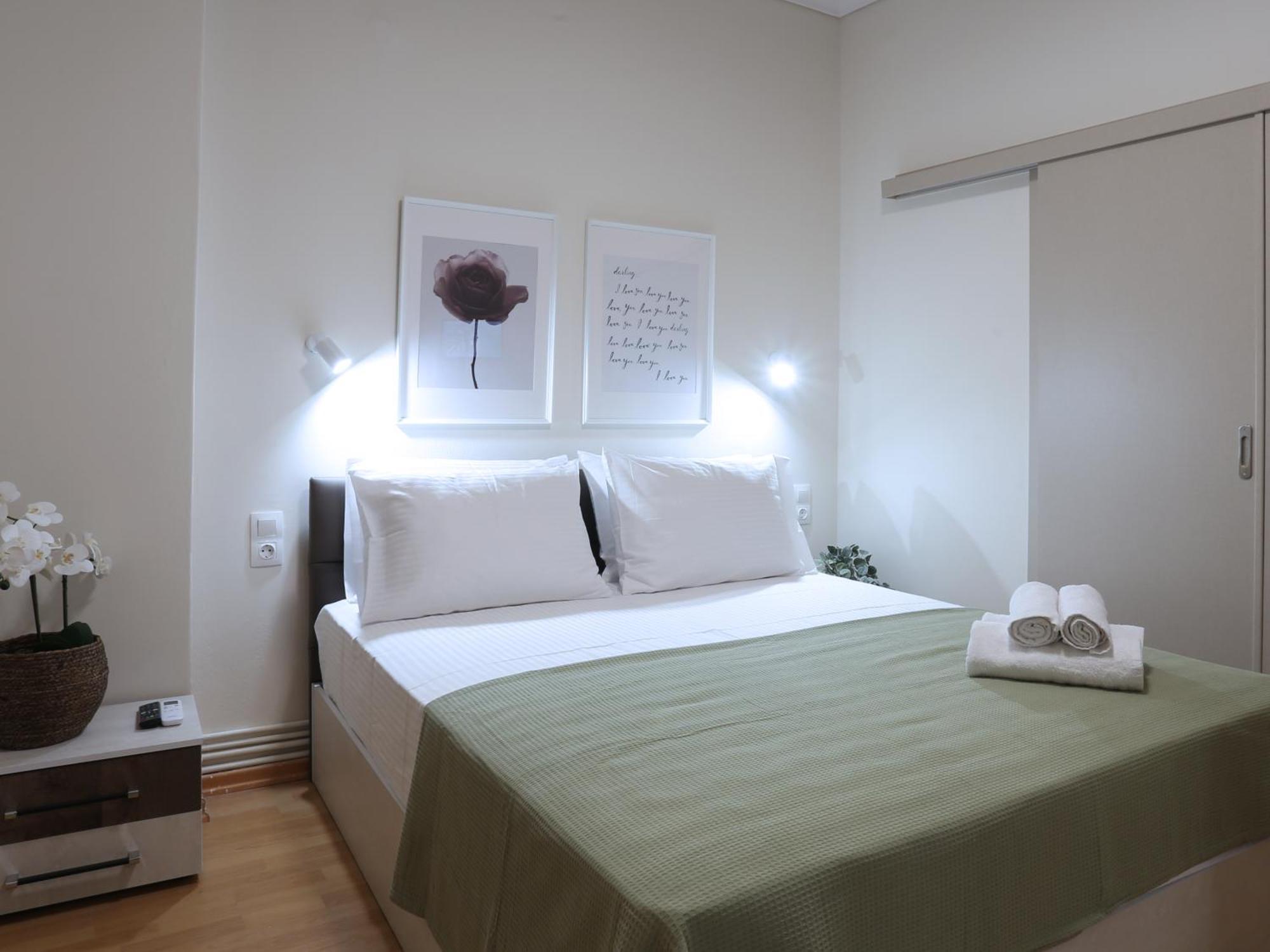 Nostos Luxury Apartment-Perfect Hospitality Tesalonika Bagian luar foto