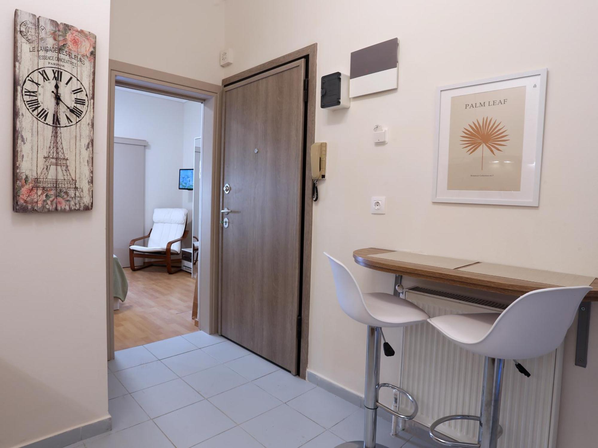 Nostos Luxury Apartment-Perfect Hospitality Tesalonika Bagian luar foto