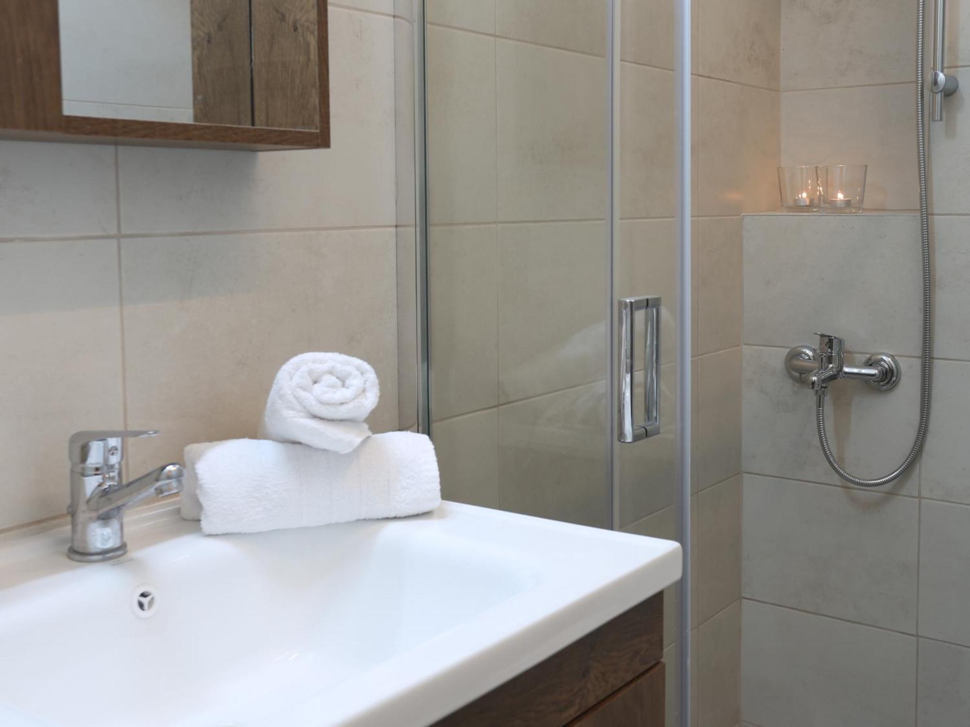 Nostos Luxury Apartment-Perfect Hospitality Tesalonika Bagian luar foto